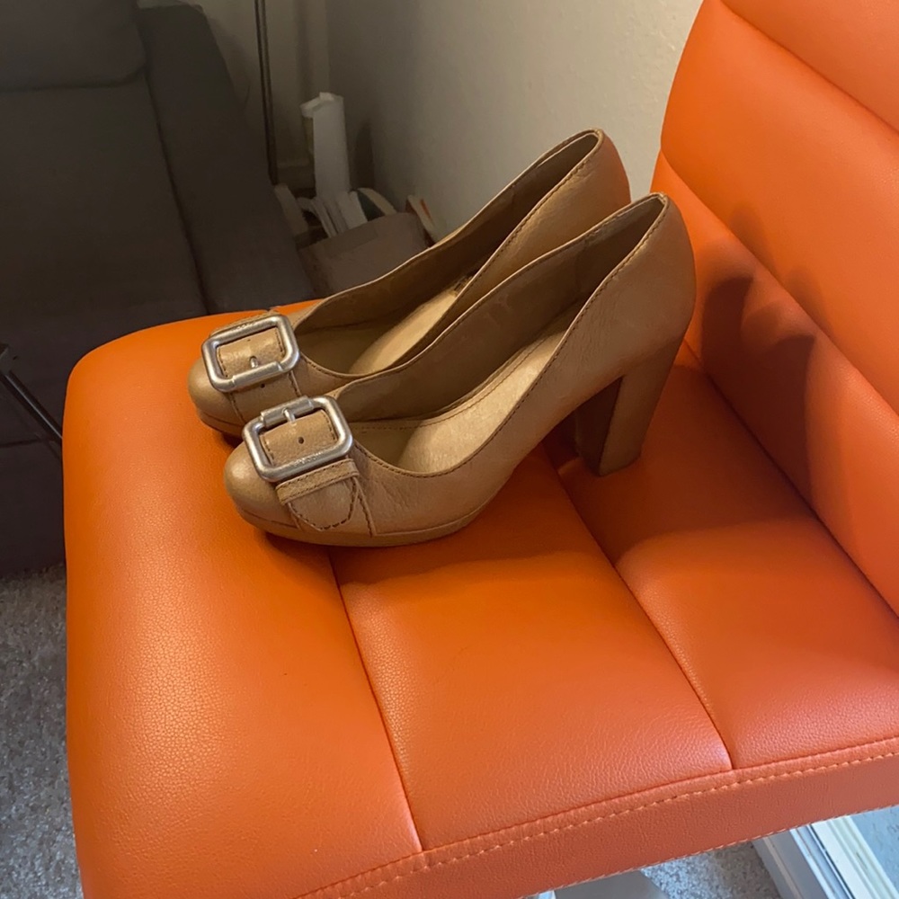 Fossil Heels In Good Condition. - image 1